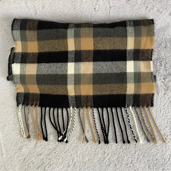 Plaid Scarf - Picture 2 of 3